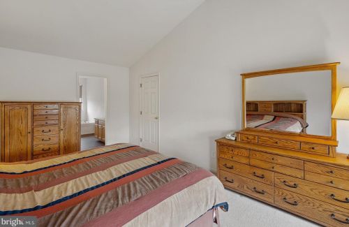 15 Lake Narraticon Dr, Swedesboro NJ  08085-3417 exterior