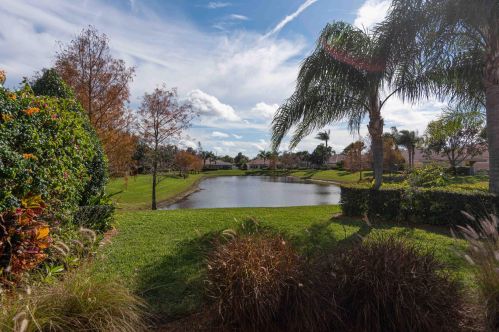 5625 Dominica St, Vero Beach, FL 32967-7687