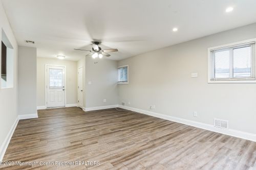 21 Maplewood Dr, Bricktown NJ  08723-3353 exterior