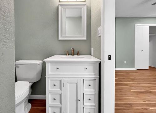 4831 Huron Dr, Pensacola FL  32507-8740 exterior