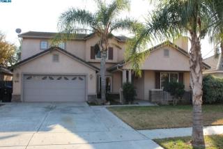 849 Loyola Ave, Visalia, CA 93277-6559