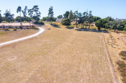 230 Phelan Ranch Way, Pismo Beach CA  93420-5525 exterior