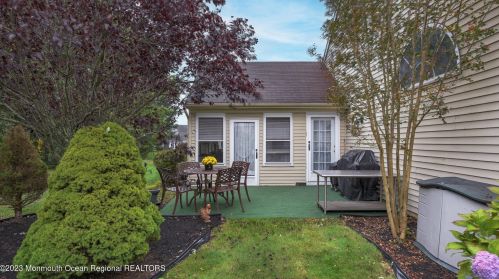 23 Morning Glory Ln, Lakewood NJ  08701-5718 exterior