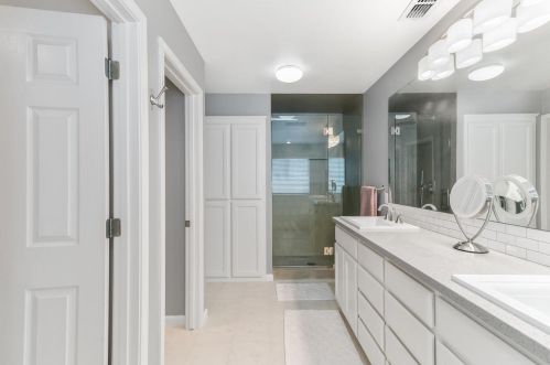 4533 Visions Dr, Turlock CA  95382-8332 exterior