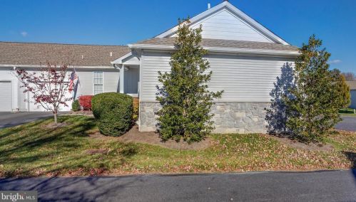 109 Equestrian Pl, Glen Mills, PA 19342-2210