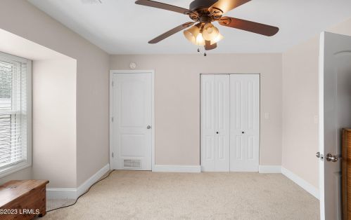 989 Dowlingwood Dr, Beaufort SC  29902-6323 exterior