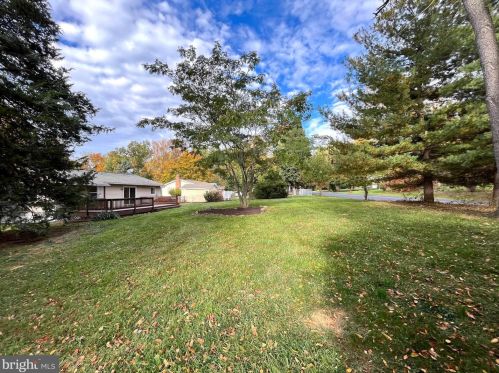 25 Concord Ct, Charles Town WV  25414-5041 exterior