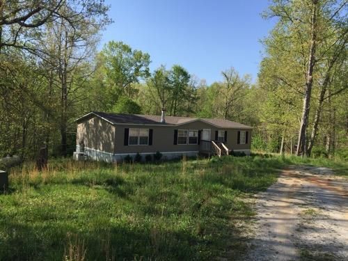 737 Wallop Ln, Crossville, TN 38571-7839
