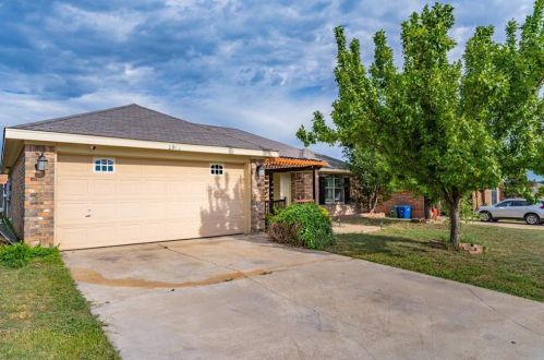 2004 Merle Dr, Copperas Cove, TX 76522-7578