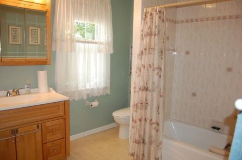 202 Lincoln Ave, Pittsburgh PA 15209-2697 exterior