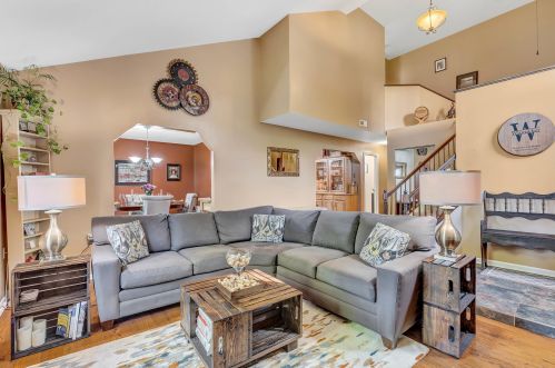 1201 Buckingham Cir, Middletown NJ  07748-3453 exterior