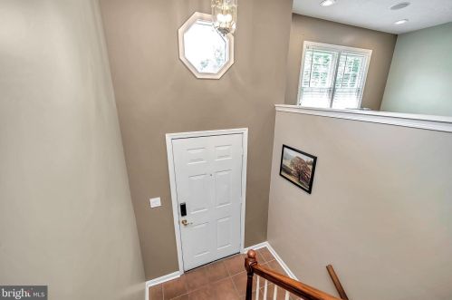 6103 Windsor Dr, Fredericksburg VA  22407-5036 exterior