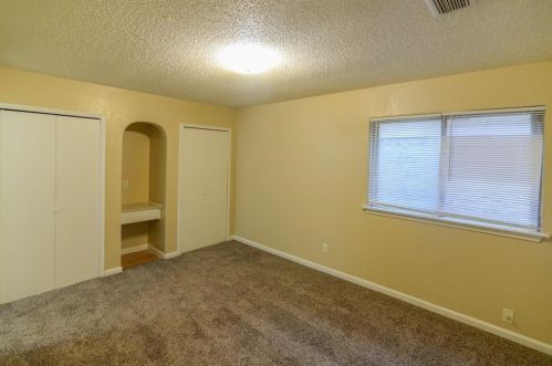 115 Price Dr, Lewisville TX  75067-4520 exterior
