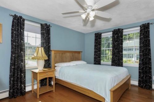 1 Harmony Ln, Methuen MA 01844-5405 exterior