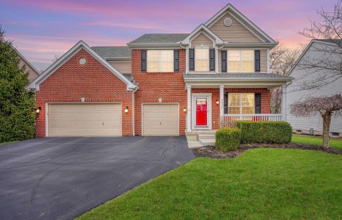 5627 Platinum Dr, Darbydale, OH 43123-8271