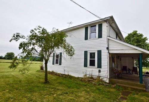 5852 Cardington Rd, Cardington, OH 43315-9413