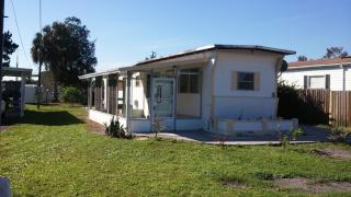 522 Domino Dr, Ruskin, FL 33570-5544