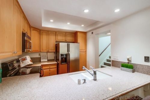 3275 Old Bridgeport Way, San Diego CA  92111-7733 exterior