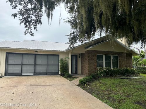 981 Jupiter Blvd, Melbourne, FL 32907-8200
