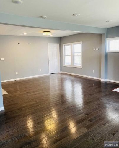 263 Park Ave, East Orange NJ  07017-4412 exterior
