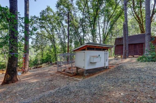 11594 Francis Dr, Grass Valley CA  95949-6675 exterior