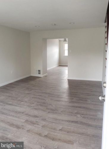 1236 Sycamore Ave, Wilmington, DE 19805-5041