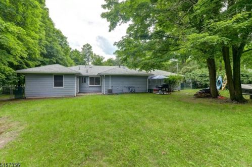 244 Conklintown Rd, Skyline Lakes NJ  07456-2419 exterior