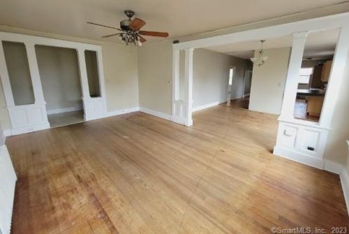 249 Vauxhall St, United States Coast Guard Ac CT  06320-3840 exterior