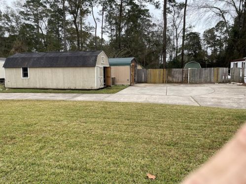 11002 Sleepy Hollow Rd, Conroe TX  77385-6172 exterior