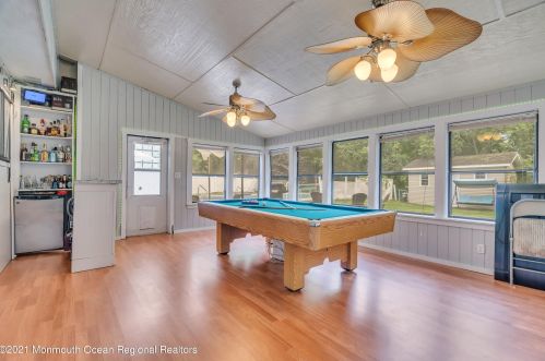 23 Yorkshire Dr, Jackson Twp NJ  08527-2626 exterior