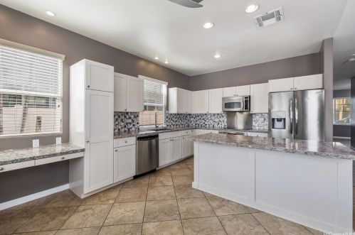 91-1005 Kaikane St, Ewa Beach, HI 96706