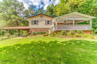 325 Land Oak Rd, Knoxville, TN 37922-2080