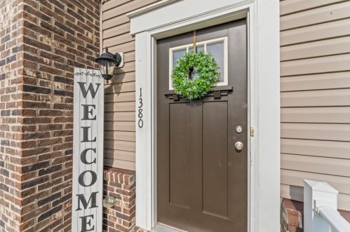 1380 Lucia Dr, Canonsburg, PA 15317-1854
