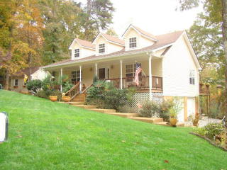 291 Eagle View Dr, Fort Donelson National Milit, TN 37058-5412