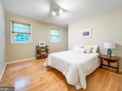 1344 Buford Dr, Yardley PA 19067-4342 exterior