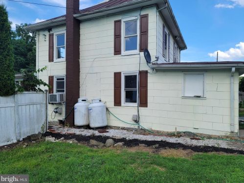 35 Railroad Ave, York Haven, PA
