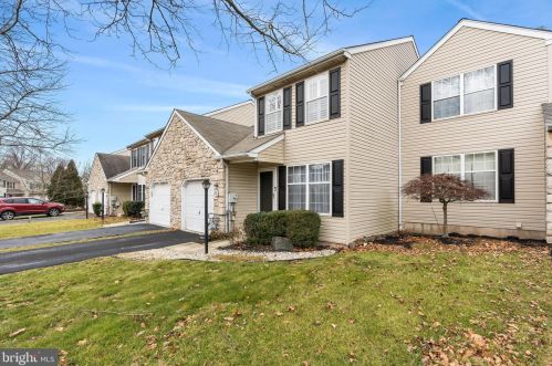 1425 Oxford Cir, Lansdale, PA 19446-6653