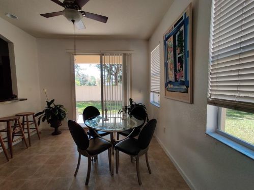 3072 Ashland Ln, Kissimmee FL  34741-7701 exterior