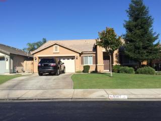 9507 Orchard Grass Ct, Bakersfield, CA 93313-5261