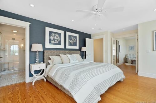 64 Elm St, Groton CT 06340-5616 exterior