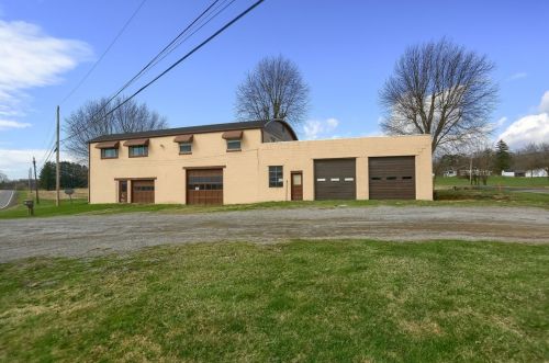 1215 Mount Jackson Rd, New Castle PA  16102-2919 exterior