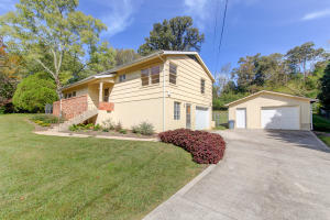 5616 Sierra Rd, Knoxville, TN 37912-2711