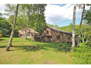650 Jewett Rd, Brownsville, VT 05037