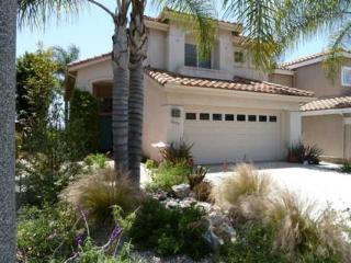 2453 Summit Circle Gln, Escondido CA  92026-3825 exterior