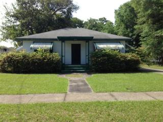 906 Rich Ave, Deland, FL 32720-4040