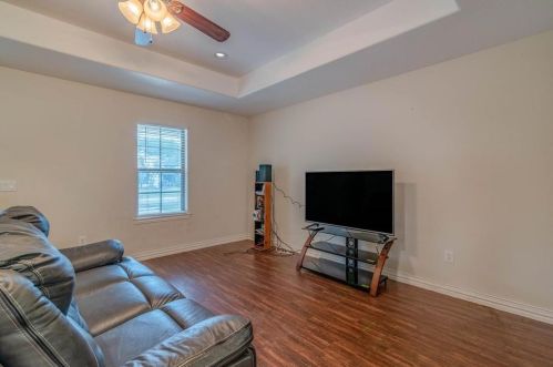 518 Hull St, Denison TX  75020-5025 exterior
