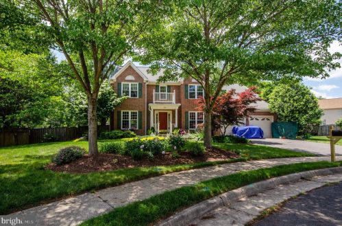 229 Newhall Pl, Leesburg, VA 20175-2539