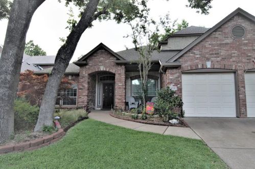 2012 Shumard Ln, Lewisville, TX 75028-7621