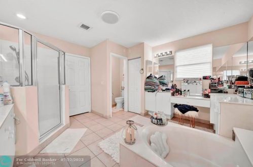 1578 191st Ave, Hollywood FL  33029-6149 exterior