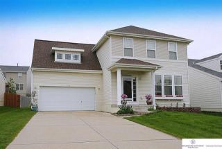 7526 107th Ave, Omaha, NE 68122-1566